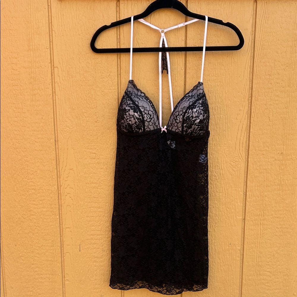 Linea Donatella Elegant Black And Light Pink Lace Chemise. Padded. Medium